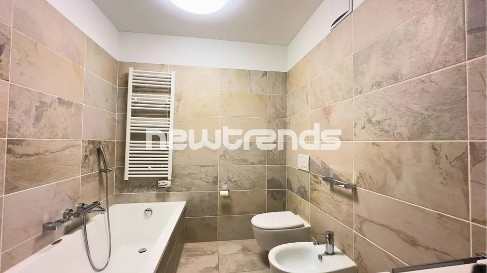 Mendrisio: duplex 3,5 locali ampio con terrazza. – Foto 15 von 20