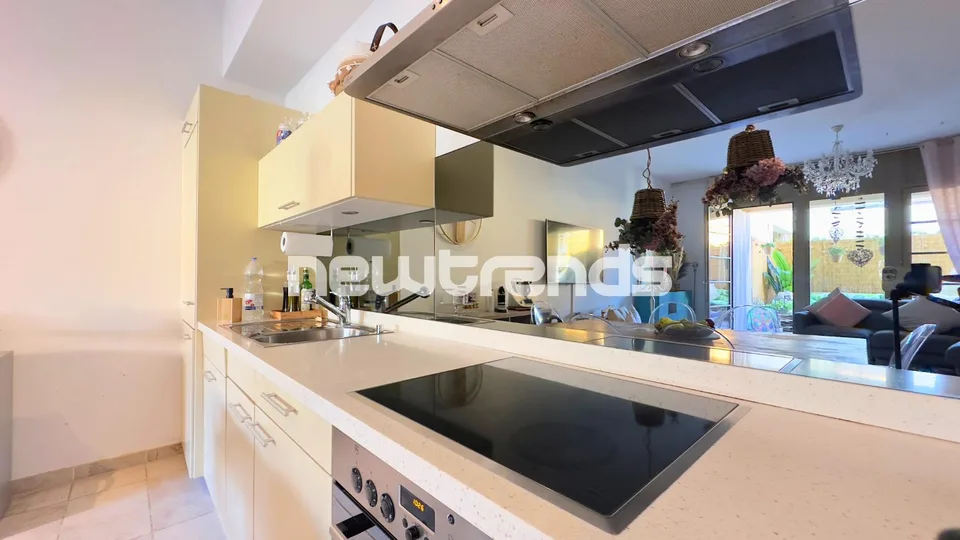Mendrisio: Duplex-Wohnung mit 3,5 Zimmern und Terrasse