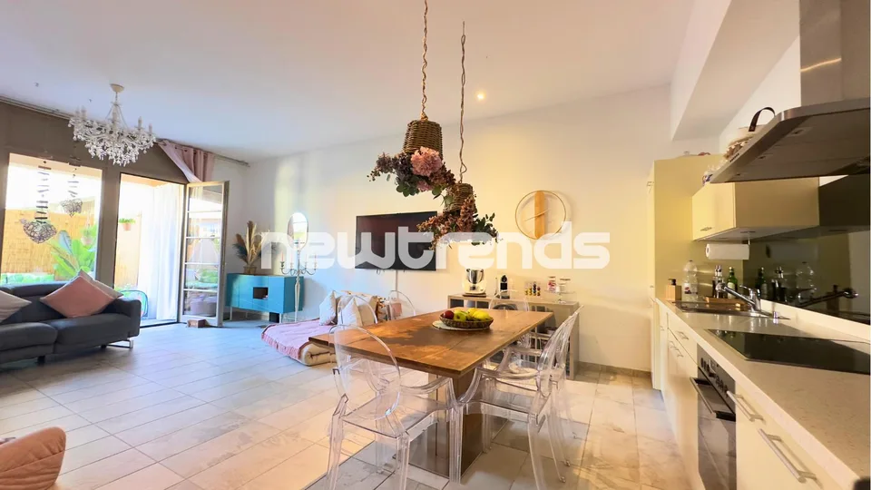 Mendrisio: Duplex-Wohnung mit 3,5 Zimmern und Terrasse