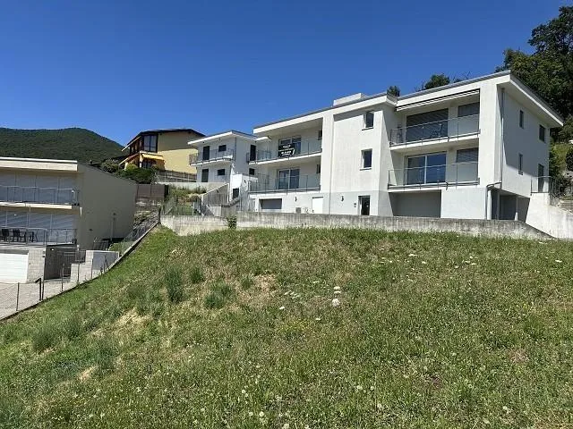 Bauland von 561 m2 Zone R2 an sehr sonniger, ruhiger Aussichtslage ... – foto 9 di 14