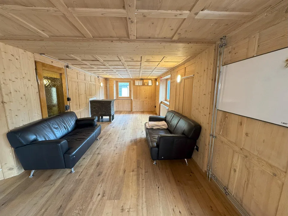 Doppeleinfamilienhaus mit 6+3 Zimmer in Curaglia, Medel/Lucmagn