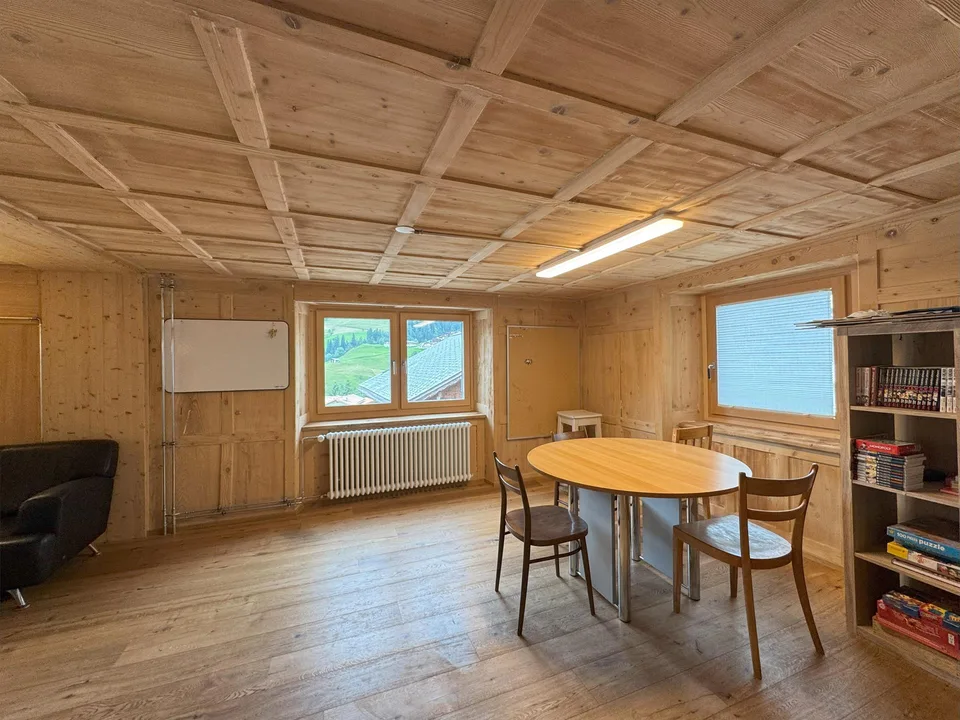 Doppeleinfamilienhaus mit 6+3 Zimmer in Curaglia, Medel/Lucmagn