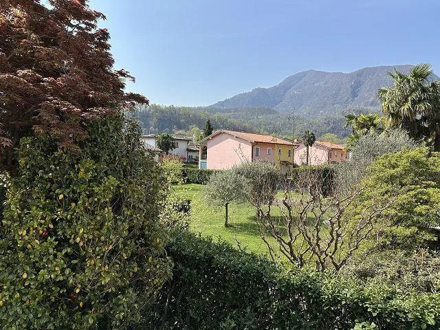 5 1/2-Zimmer-Villa mitsehr Gartenanlage an sehr ruhiger, sonniger ... – foto 18 di 30