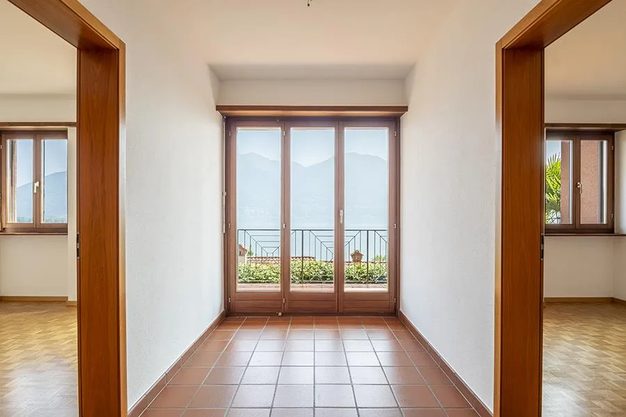 MERAVIGLIOSA CASA CON VISTA LAGO A MINUSIO – foto 10 di 18