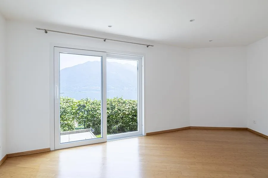 MERAVIGLIOSA CASA CON VISTA LAGO A MINUSIO – foto 16 di 18