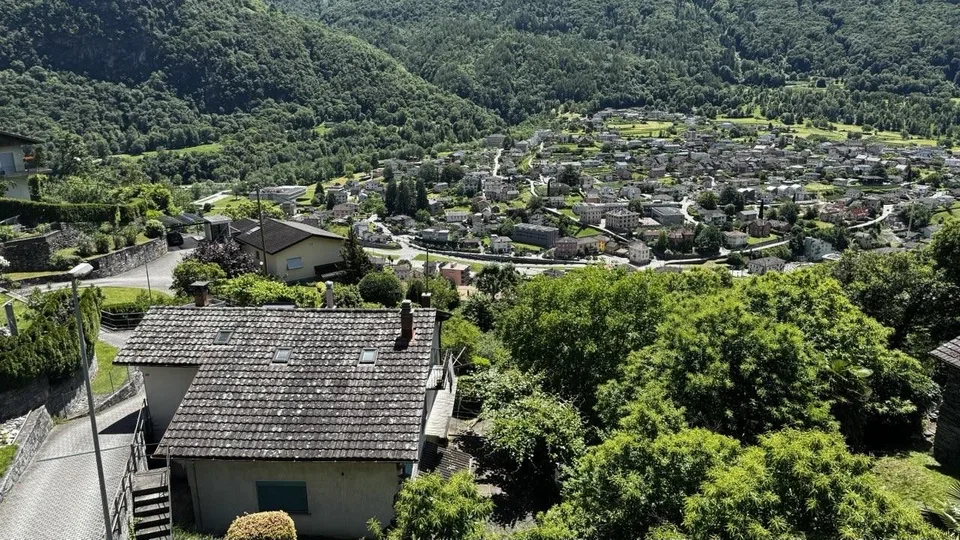 ROVEREDO - MAGNIFICO TERRENO EDIFICABILE A CARASOLE