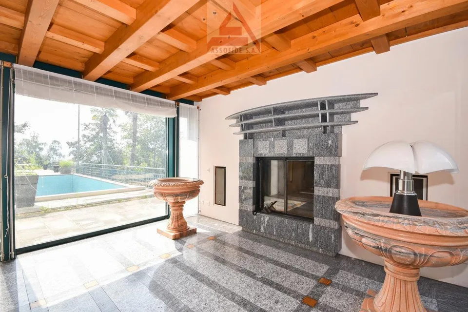 Villa mit Pool / Villa con piscina – Foto 6 von 9