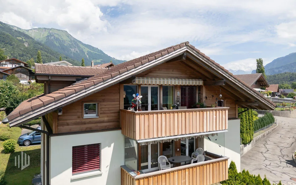 ImmoWyss -  Wohnen über dem Brienzersee mit unverbaubarer Seesicht