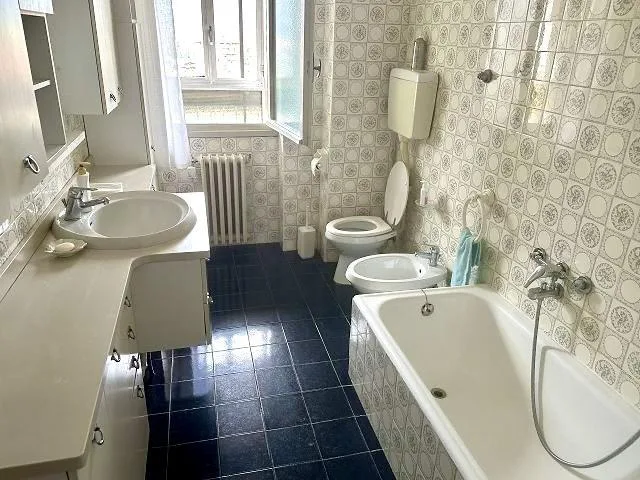 4 1/2-Zimmer-Dachwohnung an sehr ruhiger, sonniger Aussichtslage / ... – Foto 13 von 26