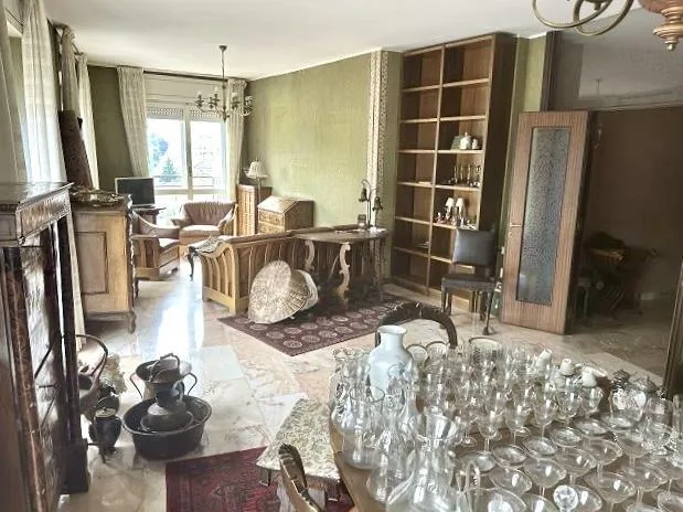 4 1/2-Zimmer-Dachwohnung an sehr ruhiger, sonniger Aussichtslage / ...