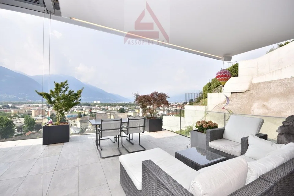 Haus mit 3 Wohnungen / Casa con 3 appartamenti