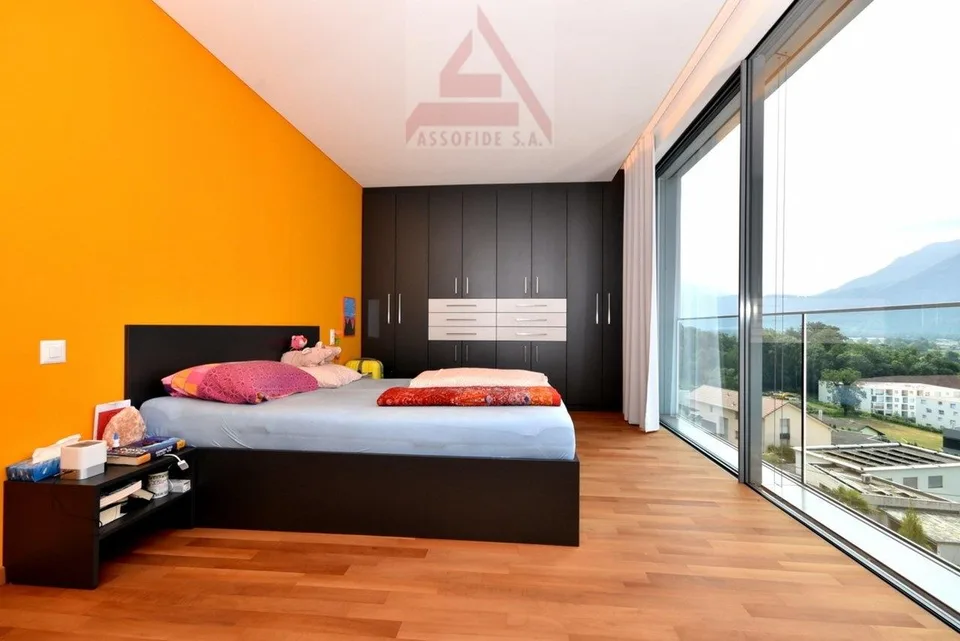 Haus mit 3 Wohnungen / Casa con 3 appartamenti
