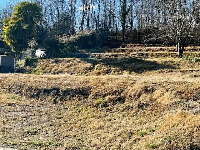 Terreno edificabile con licenza