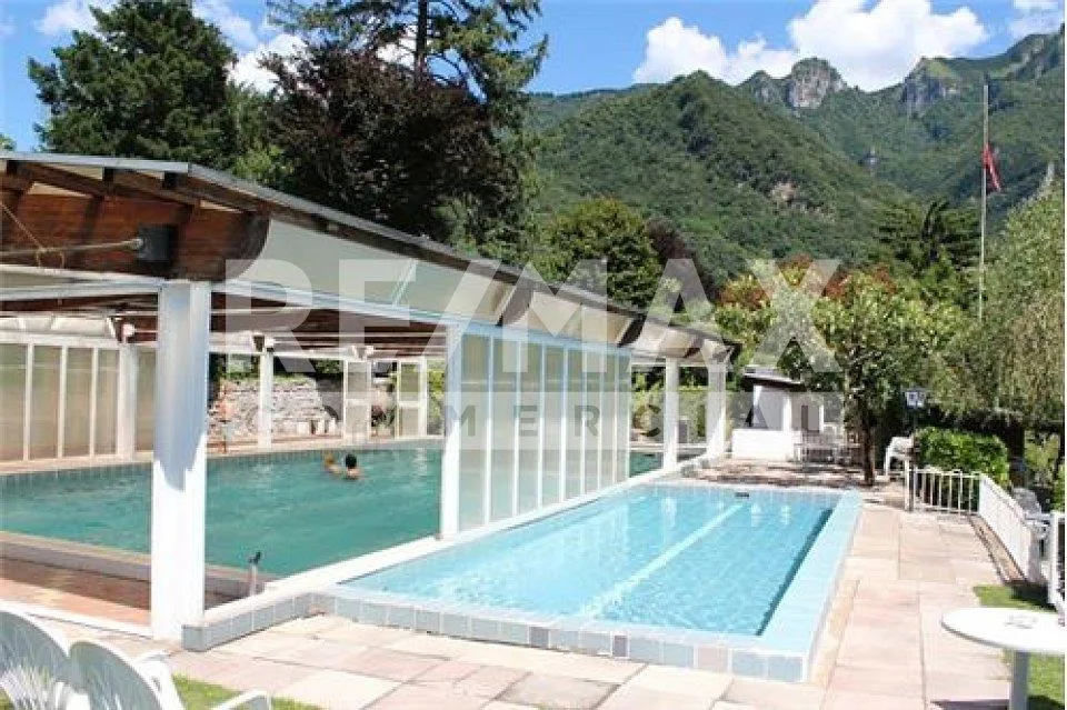 Albergo con magnifico parco e vista lago – Foto 10 von 13