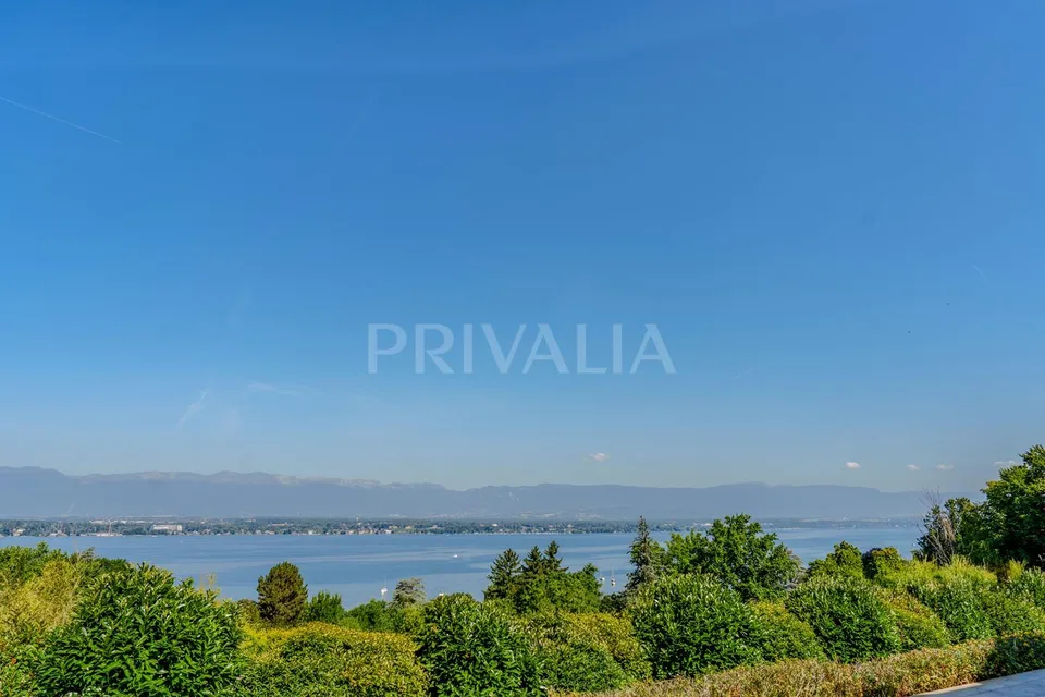 Cologny ? Une propriété d'exception face au Léman