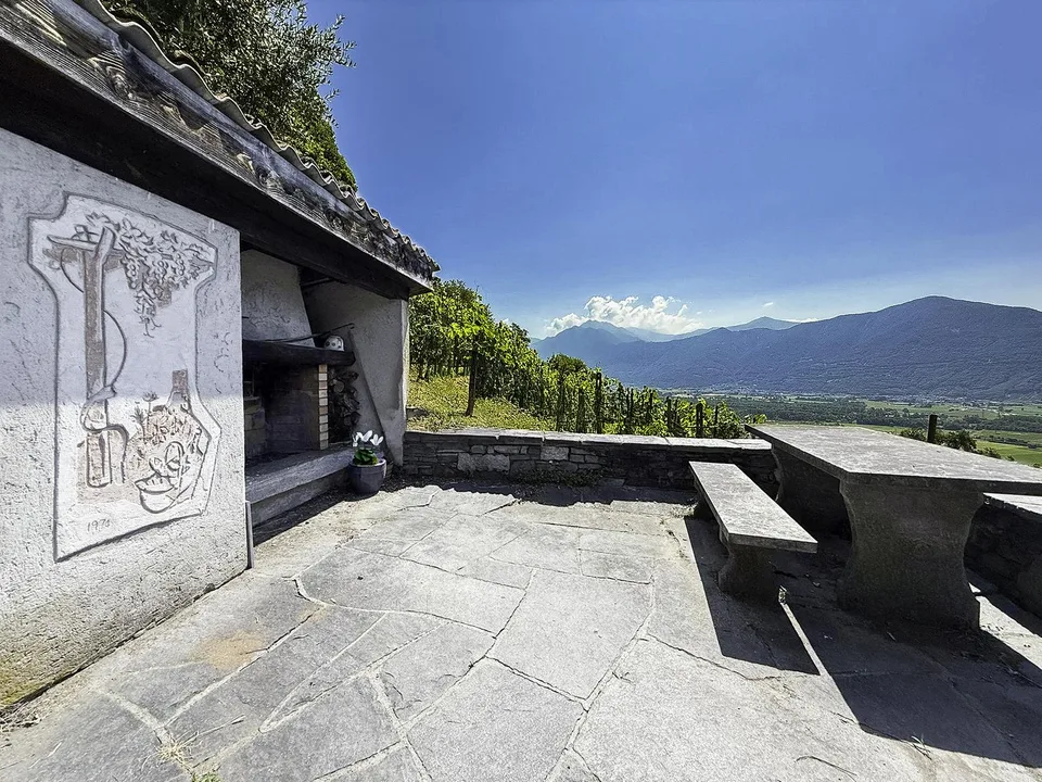 Villa nella natura, con vista panoramica sul Lago Maggiore – foto 18 di 21