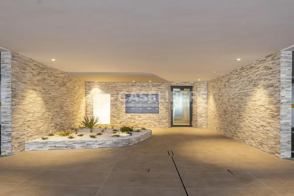 NEW AND ELEGANT 2.5 ROOMS IN DAVESCO – photo 14 of 14