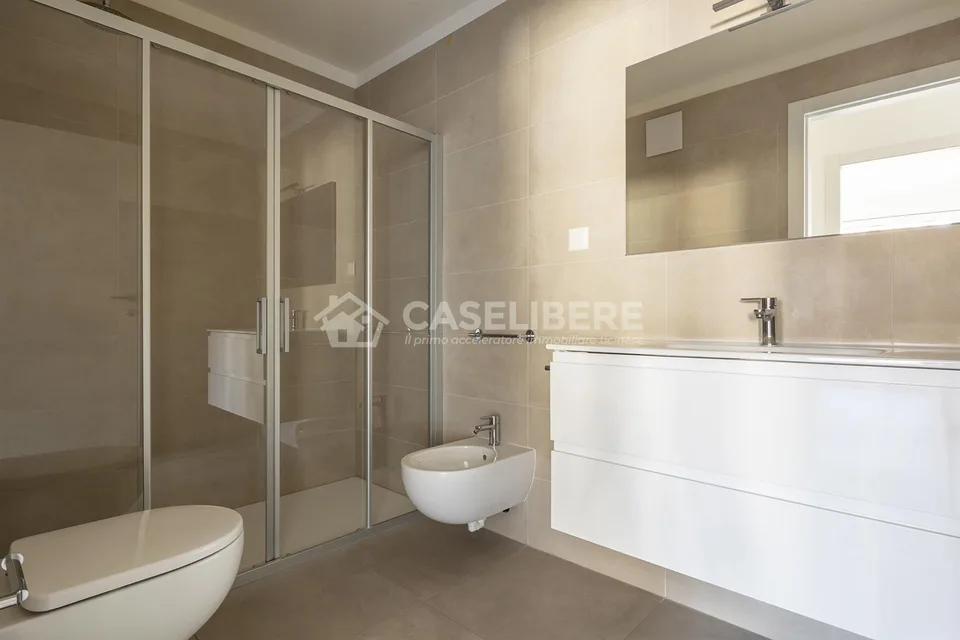 NEW AND ELEGANT 2.5 ROOMS IN DAVESCO – photo 12 of 14
