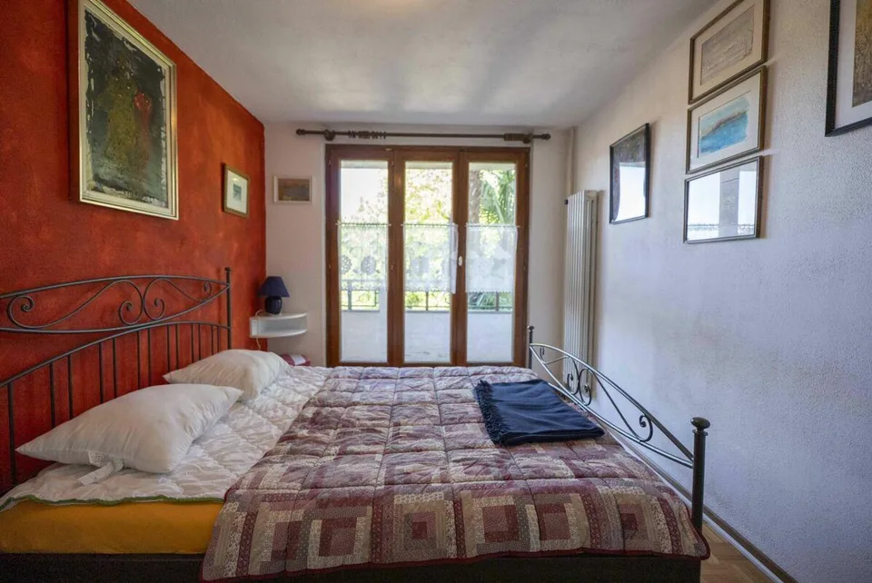 Vendiamo confortevole casa in stile rustico a Mugena – Foto 10 von 16