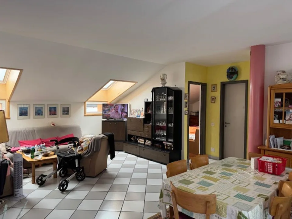 FAIDO - 4 1/2 room apartment - attic