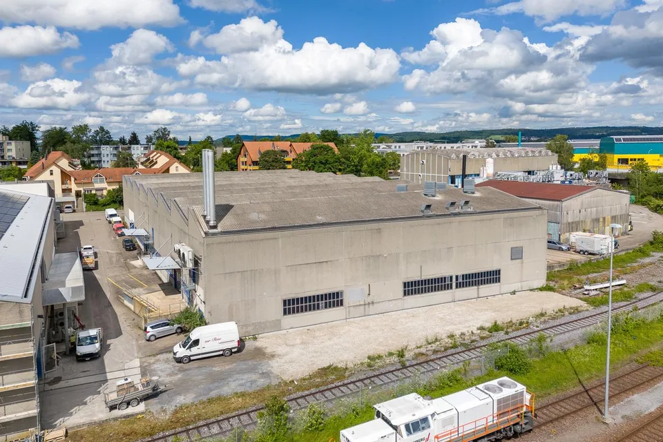 Gewerbehalle für Selbstnutzer - ideal für Produktion oder Logistik