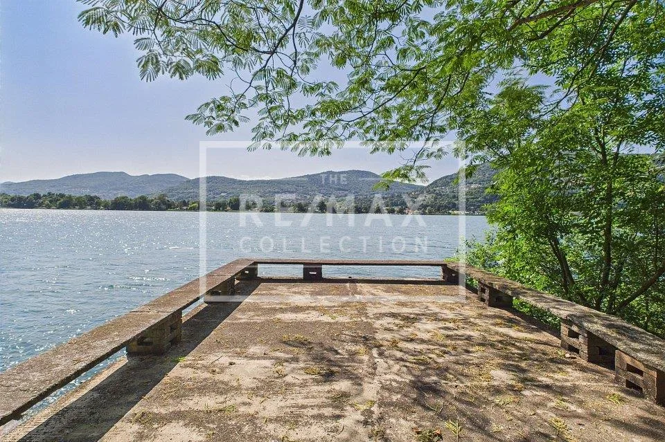 La casa dei sogni sul lago, come in una favola - Darsena privata! – Foto 9 von 13