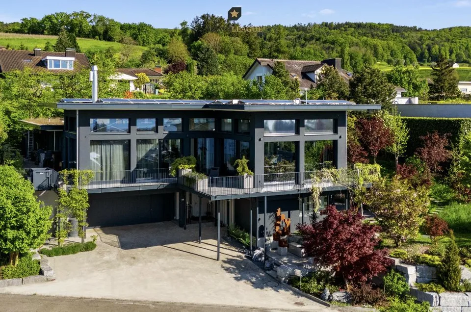 Architektenvilla mit Atrium, Pool und Panoramaseesicht. – foto 7 di 12