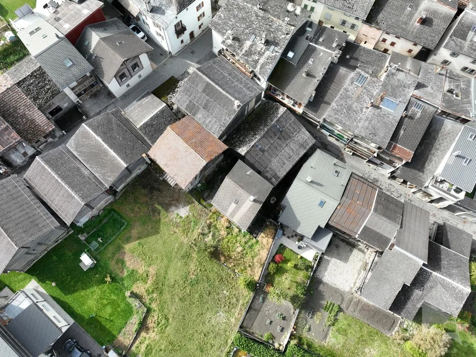 Une grange à rénover au coeur du village de Sembrancher – foto 14 di 18