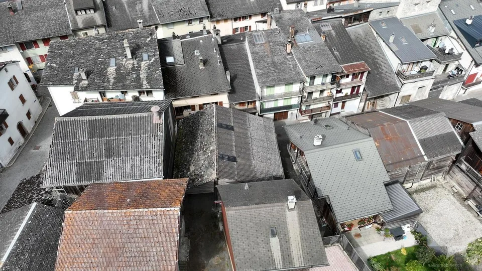 Une grange à rénover au coeur du village de Sembrancher