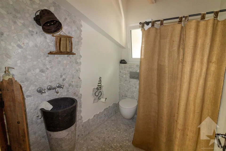 Magnifique attique en duplex de 4,5 pces d'une surface de 118m2 hab – Foto 22 von 28