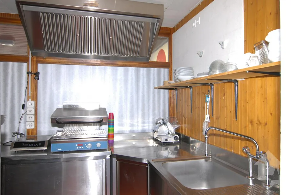 Pub "Le Péché Mignon" à Thyon 2000 (Réaffectation possible) – Foto 14 von 21