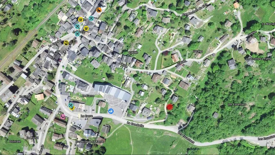 A VENDRE CHALET D'EXCEPTION 4.5 PCES A SALVAN