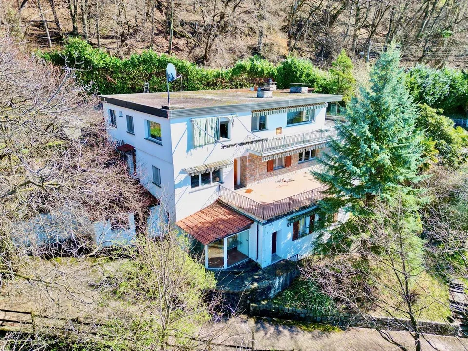 Villa Panoramica da Ristrutturare ad Aldesago – Monte Brè, Lugano