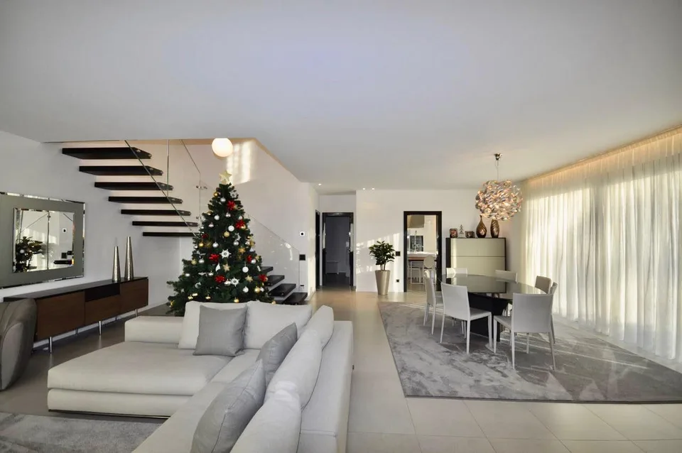 Moderna villa di pregio vicino al centro di Lugano