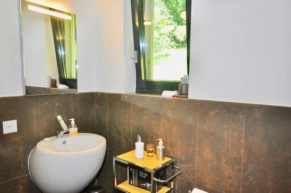 Magnifico Attico di Lusso con Terrazza-Tetto e Vista Lago di Lugano – foto 18 di 21