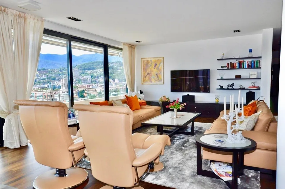 Magnifico Attico di Lusso con Terrazza-Tetto e Vista Lago di Lugano – foto 7 di 21