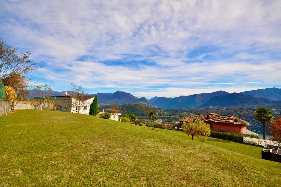 Terreno Edificabile di 1'150 mq con Vista Lago di Lugano a Vernate – Foto 6 von 7