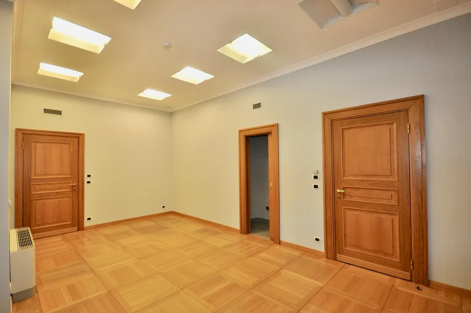 Elegante ufficio / appartamento di rappresentanza in centro Lugano – Foto 9 von 15