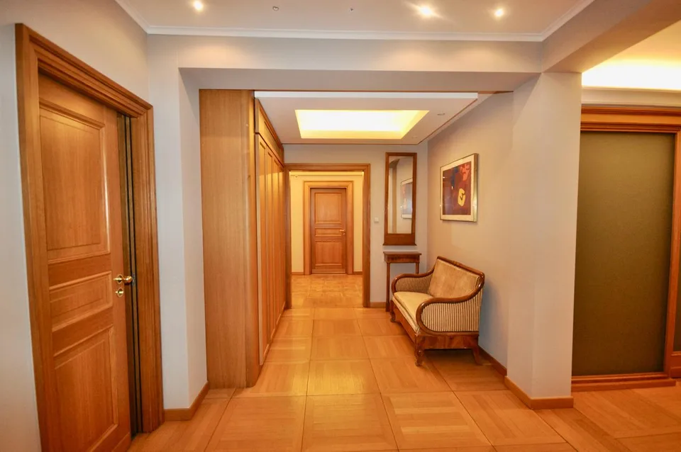 Elegante ufficio / appartamento di rappresentanza in centro Lugano – Foto 13 von 15