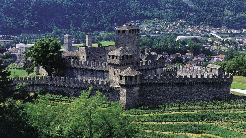 BELLINZONA - Zona Semine - Terreno