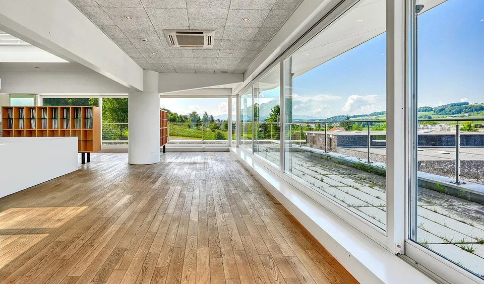Hochwertige Bürogebäude mit Erweiterungspotenzial