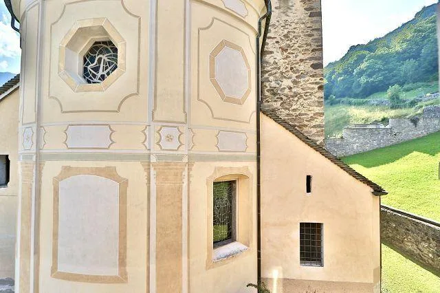 10-Zimmer-Dorfhaus zum Ausbauen / casa di 10 locali da ristrutturare – photo 22 sur 30