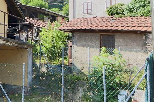 5 1/2-Zimmer-Dorfhaus zum Renovieren oder neu aufbauen / casa di 5 ... – Foto 21 von 30