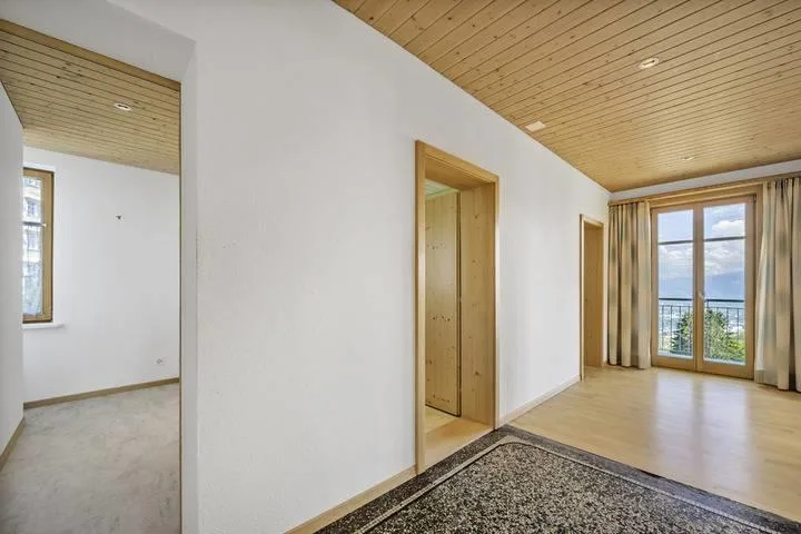 HISTORISCHES MEHRFAMILIENHAUS MIT BODENSEEBLICK