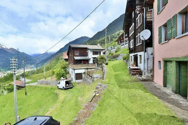 4-Zimmer-Haus mit kleinem Garten an sehr ruhiger, sonniger Aussicht... – foto 23 di 28