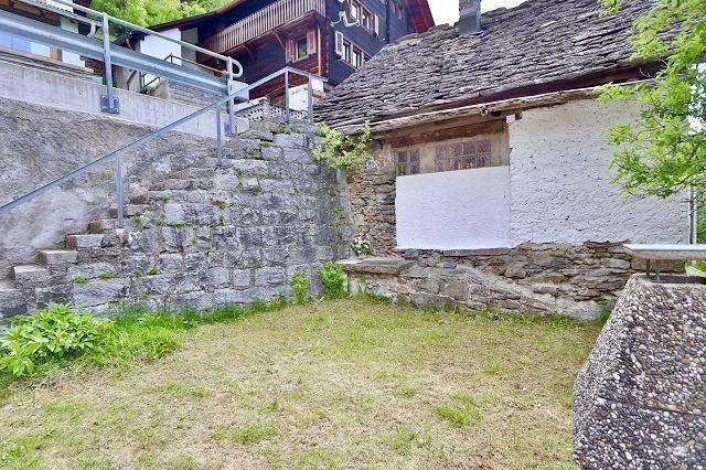 4-Zimmer-Haus mit kleinem Garten an sehr ruhiger, sonniger Aussicht... – foto 16 di 28