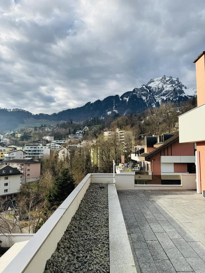 Exklusive Terrassenwohnung in Hergiswil NW mit unverbaubarer Seesicht – Foto 15 von 16