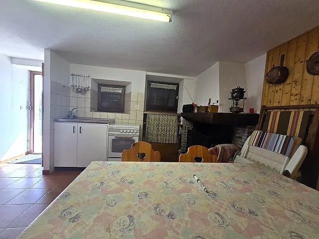 4-Zimmer-Rustico mit viel Land an sehr ruhiger, sonniger Lage/Bel r...