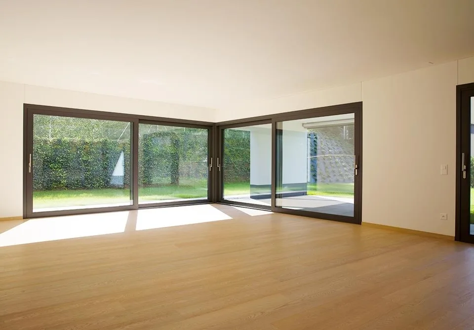 Montagnola – Arasio: elegante 4.5 locali con giardino privato e ter...