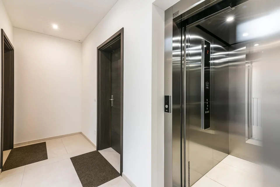 Montagnola – Arasio: elegante 4.5 locali con giardino privato e ter... – Foto 12 von 20